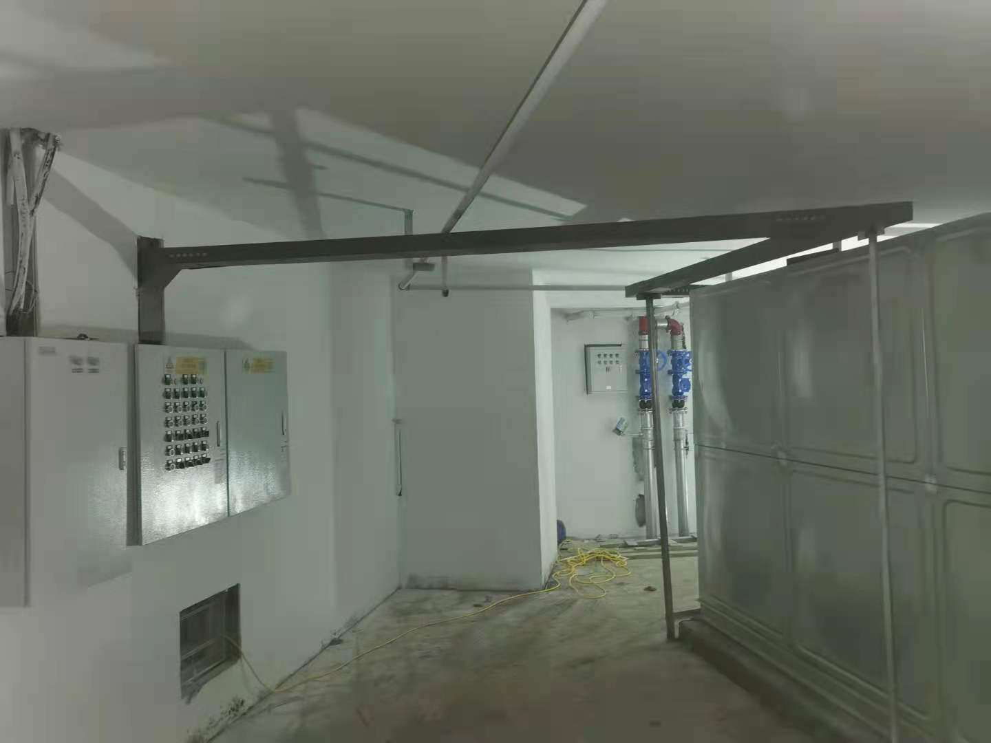 1622877703311913.jpg 01.jpg